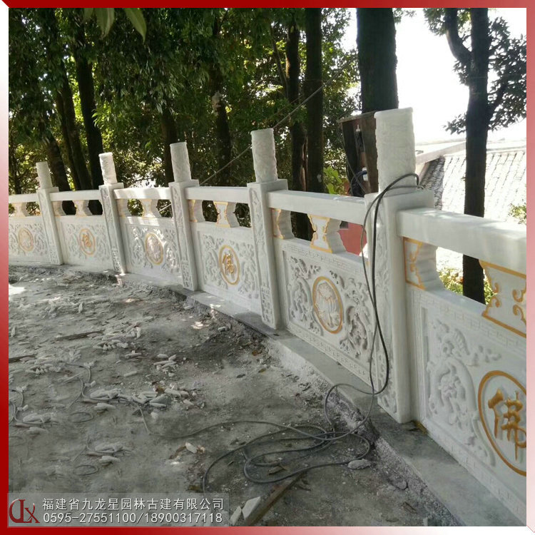 漢白玉欄桿圖片