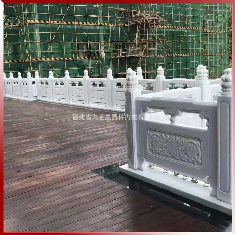 寺廟石雕欄桿圖片